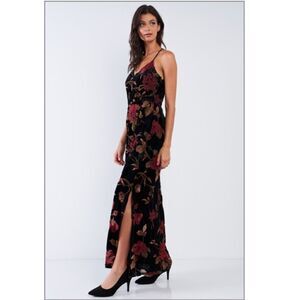 Black Velvet Criss-Cross Back Straps Maxi